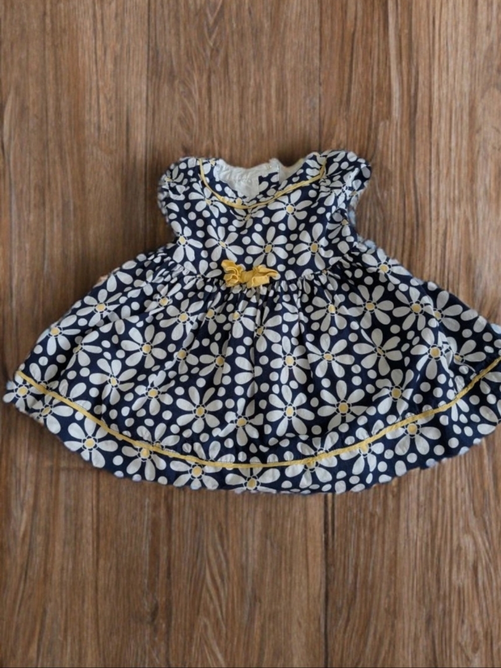 Gymboree Navy and White Daisy Dress with Yellow Accents